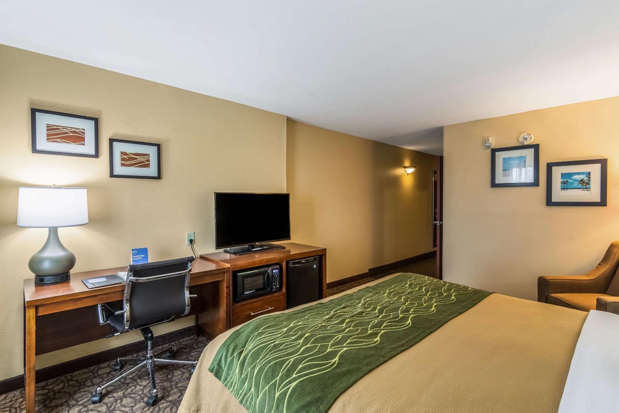 Comfort Inn & Suites Panama City North Zewnętrze zdjęcie