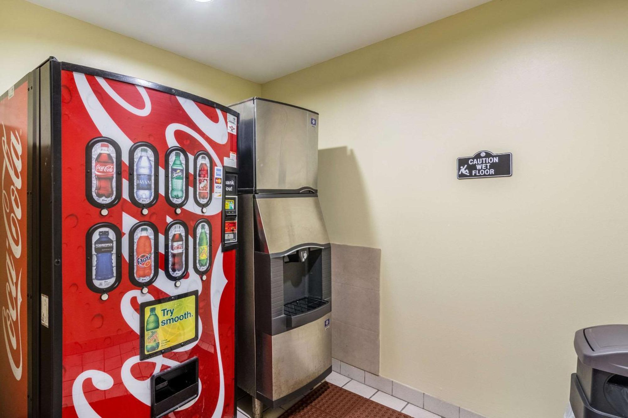 Comfort Inn & Suites Panama City North Zewnętrze zdjęcie